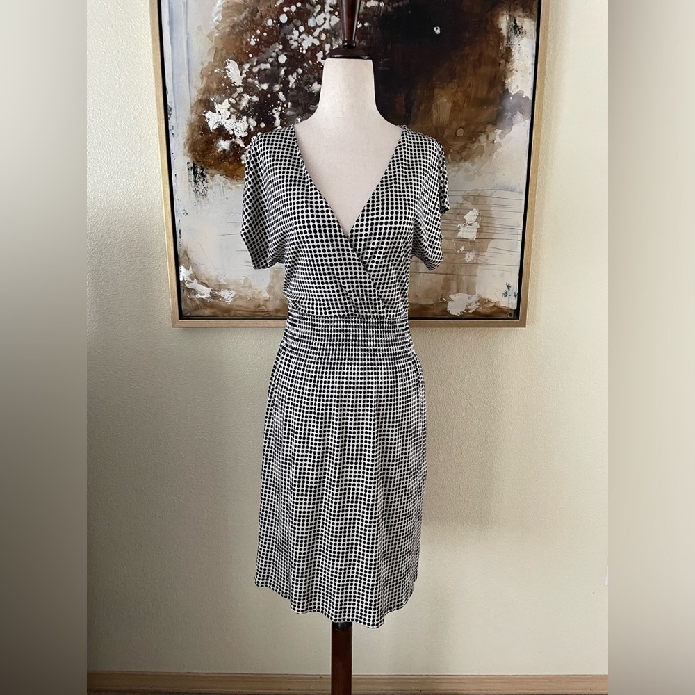 Tory Burch 100% silk light weight dress size XS ~